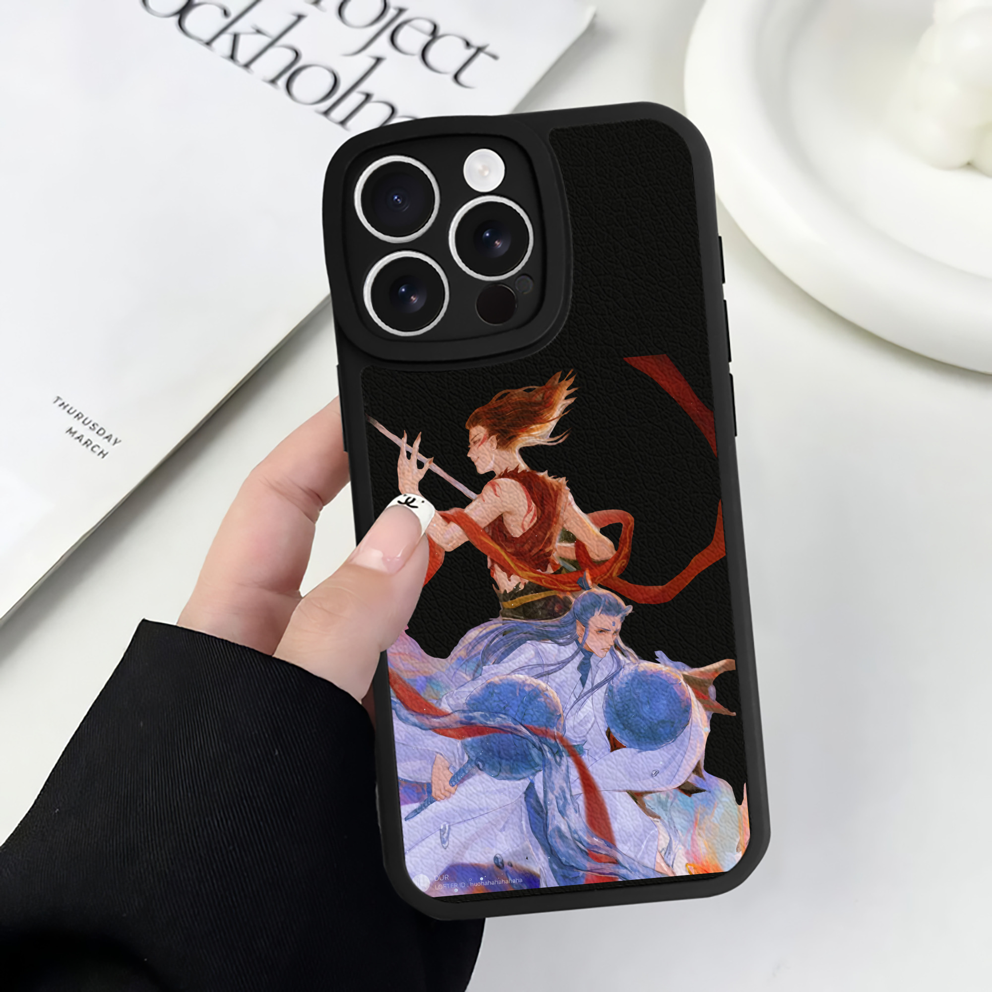 （画像用） Ne Zha 2 ナタ 魔童の大暴れ 【iPhone 16シリーズ対応】シリコンスマホケース（レザー調） 材質：シリコン